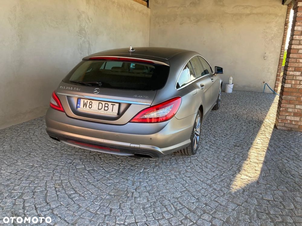 Mercedes-Benz CLS 350 CDI 4-Matic BlueEff - 2