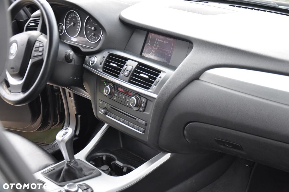 BMW X3 xDrive20d - 17