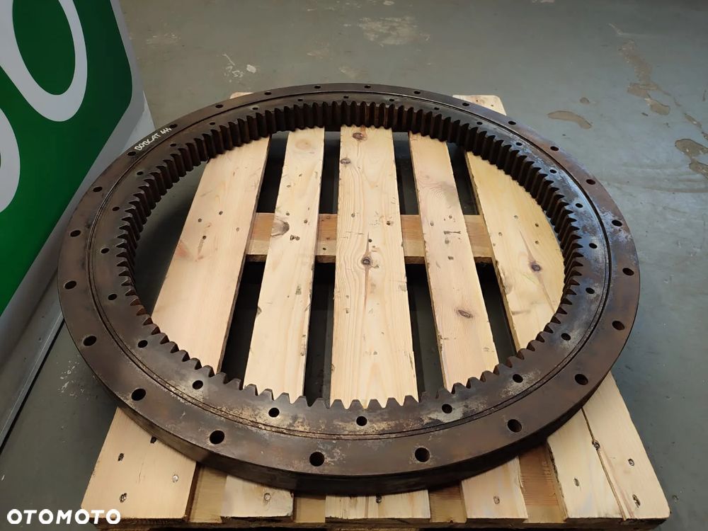 Wieniec obrotu  Bobcat 444 - 4