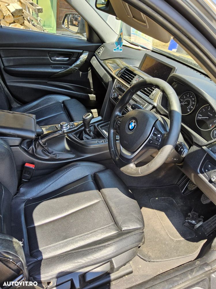 BMW Seria 3 320d - 5