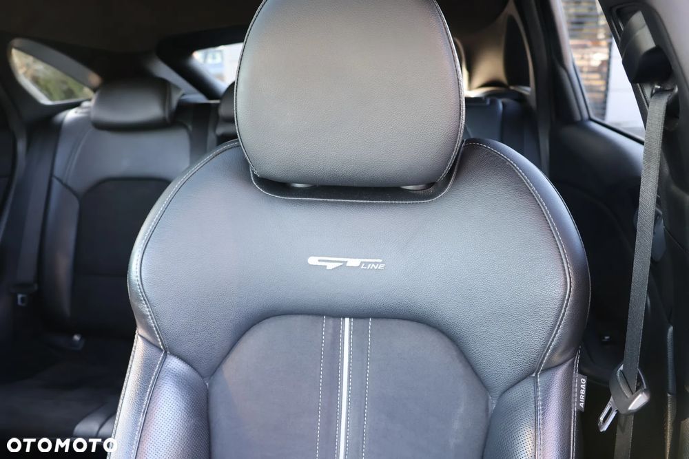 Kia ProCeed 1.5 T-GDI DCT7 OPF GT LINE - 17