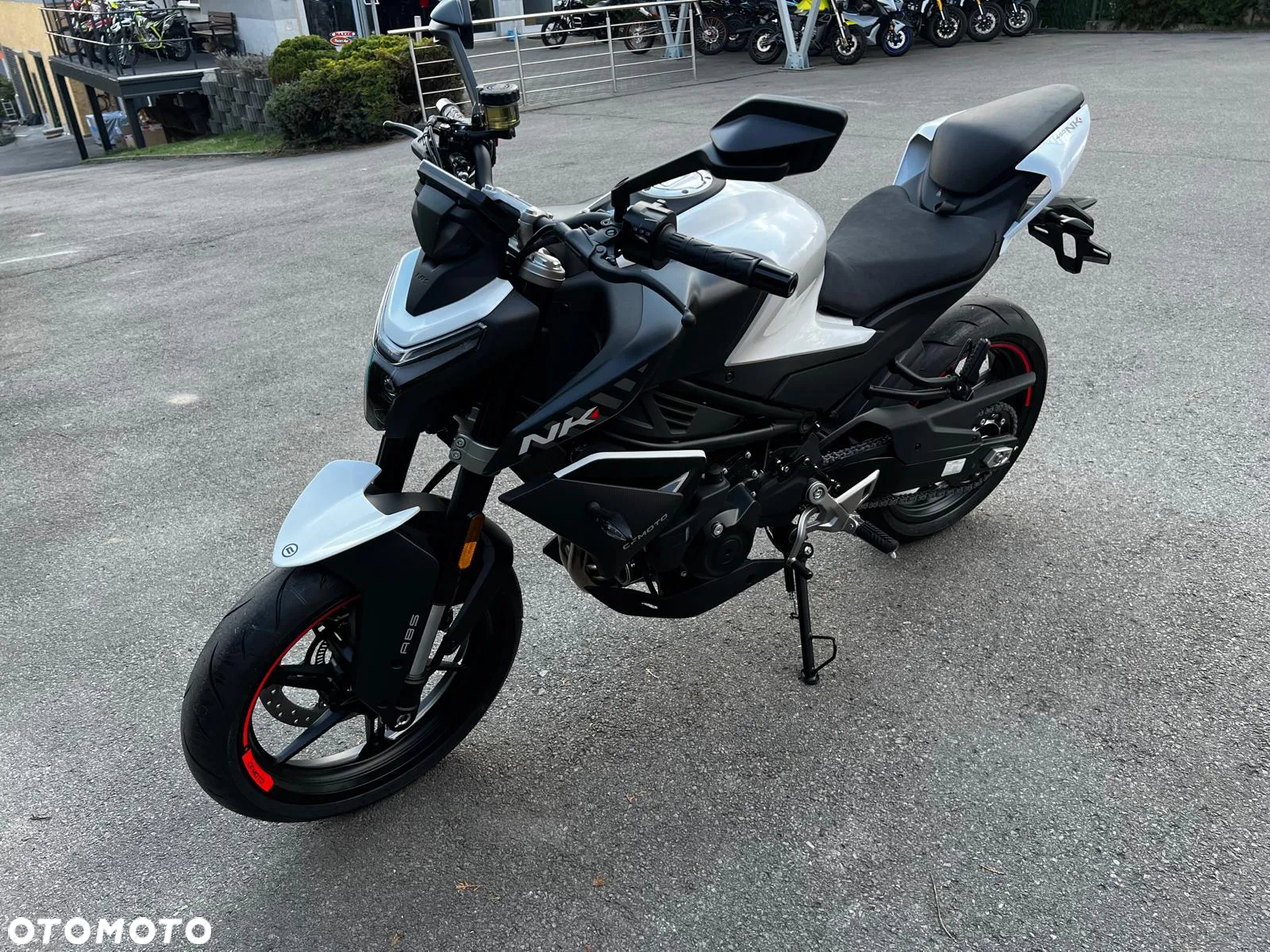 CFMoto NK - 10