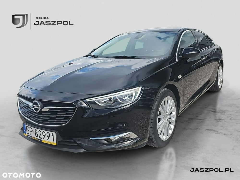 Opel Insignia - 1