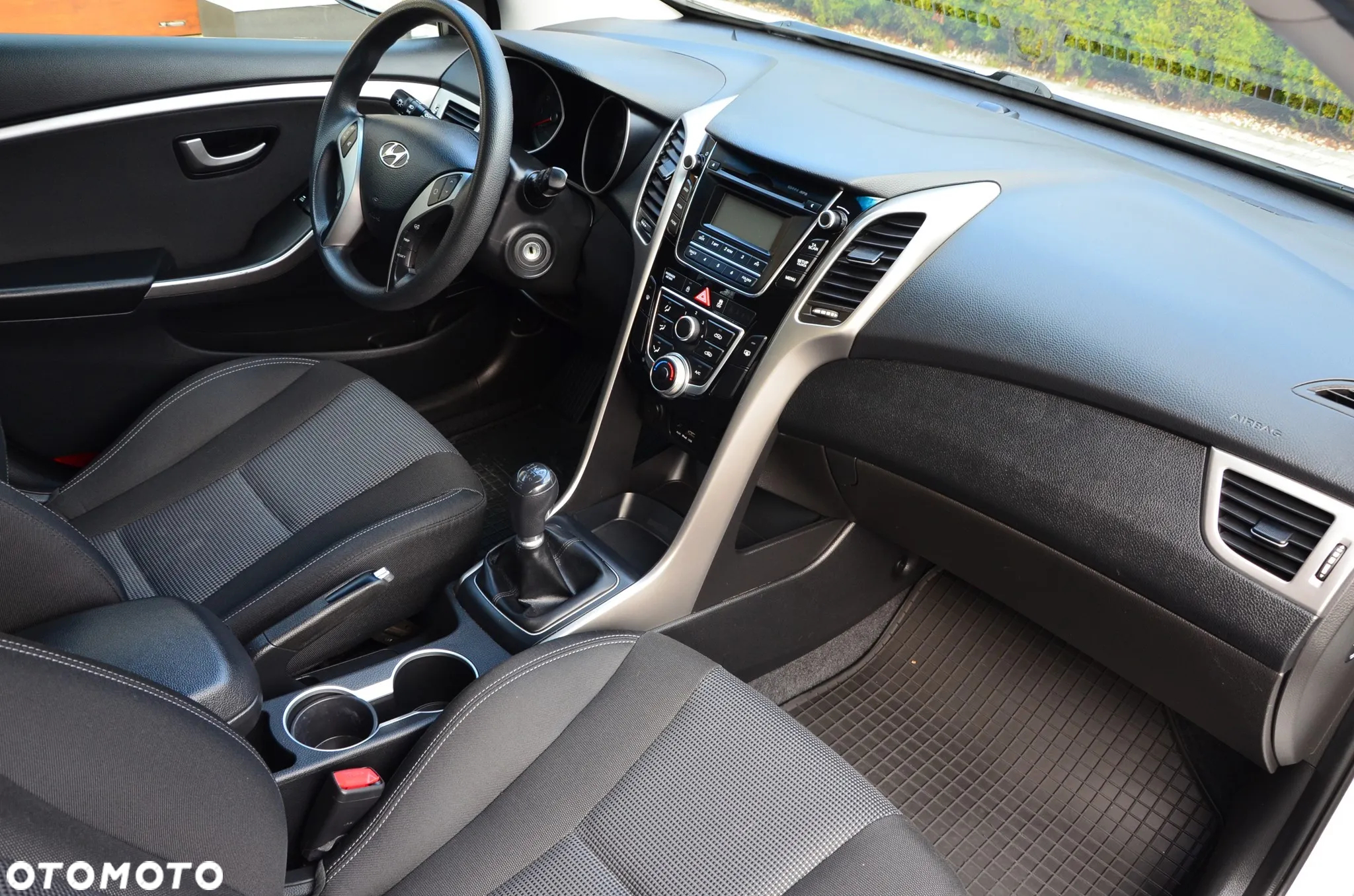Hyundai i30 1.4 BlueDrive Classic + - 23