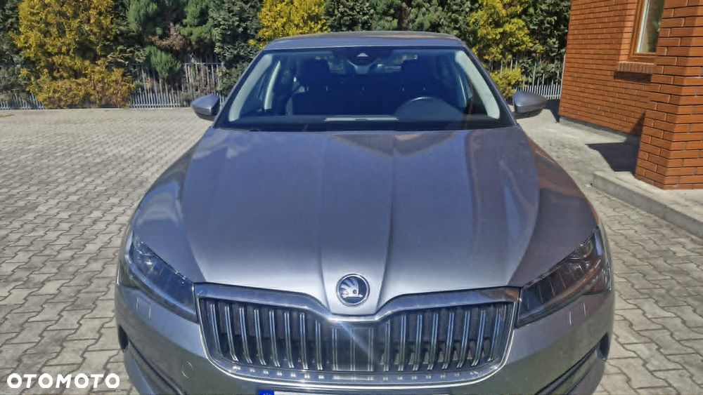 Skoda Superb 2.0 TSI Ambition DSG - 7