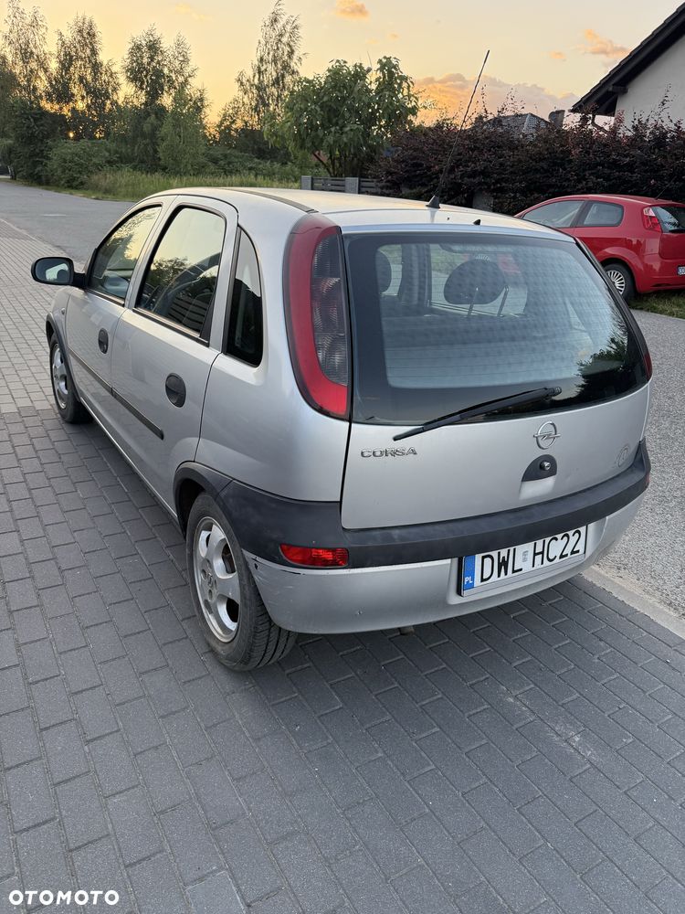 Opel Corsa - 3