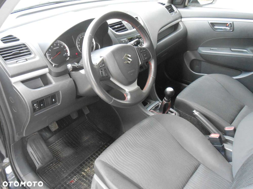 Suzuki Swift - 6
