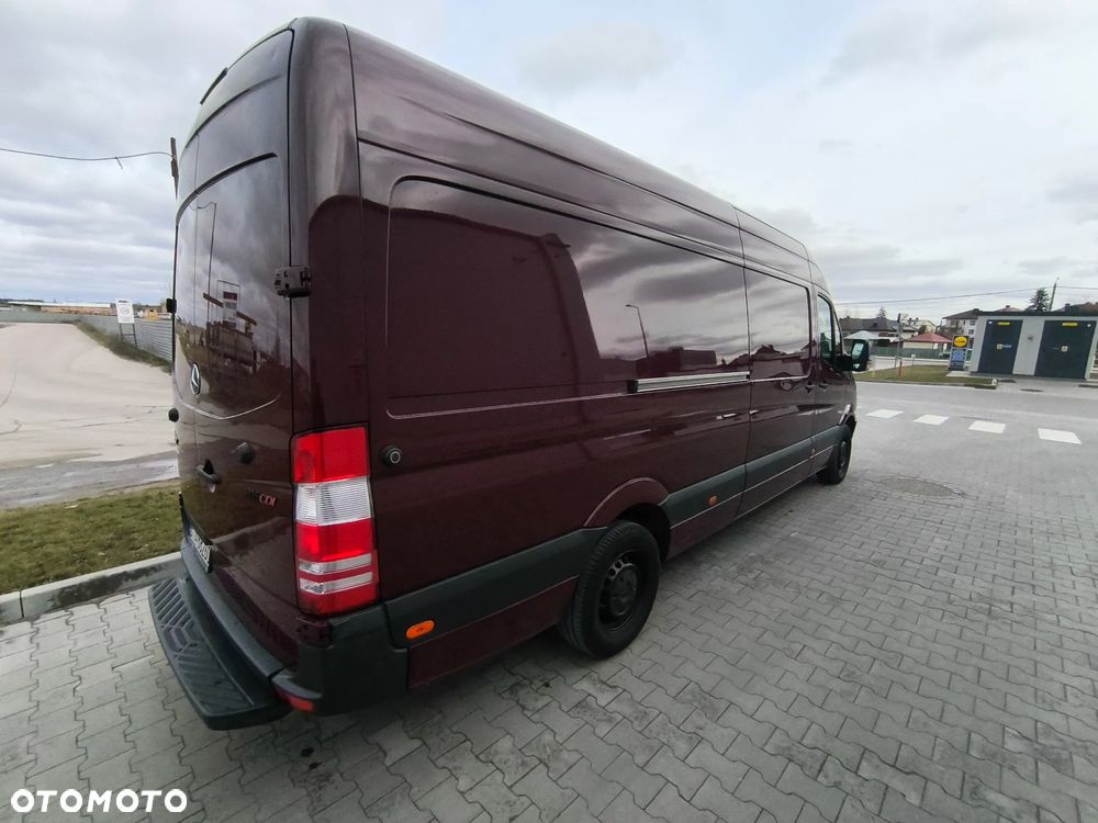 Mercedes-Benz Sprinter - 15