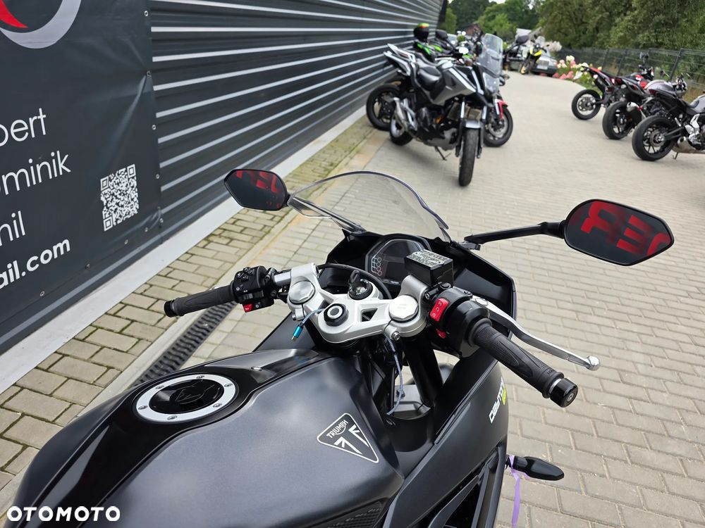Triumph Daytona - 31