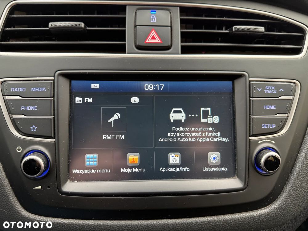 Hyundai i20 - 18