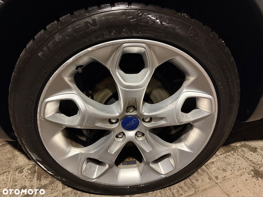 Ford Kuga 2.0 TDCi 2x4 Titanium - 21