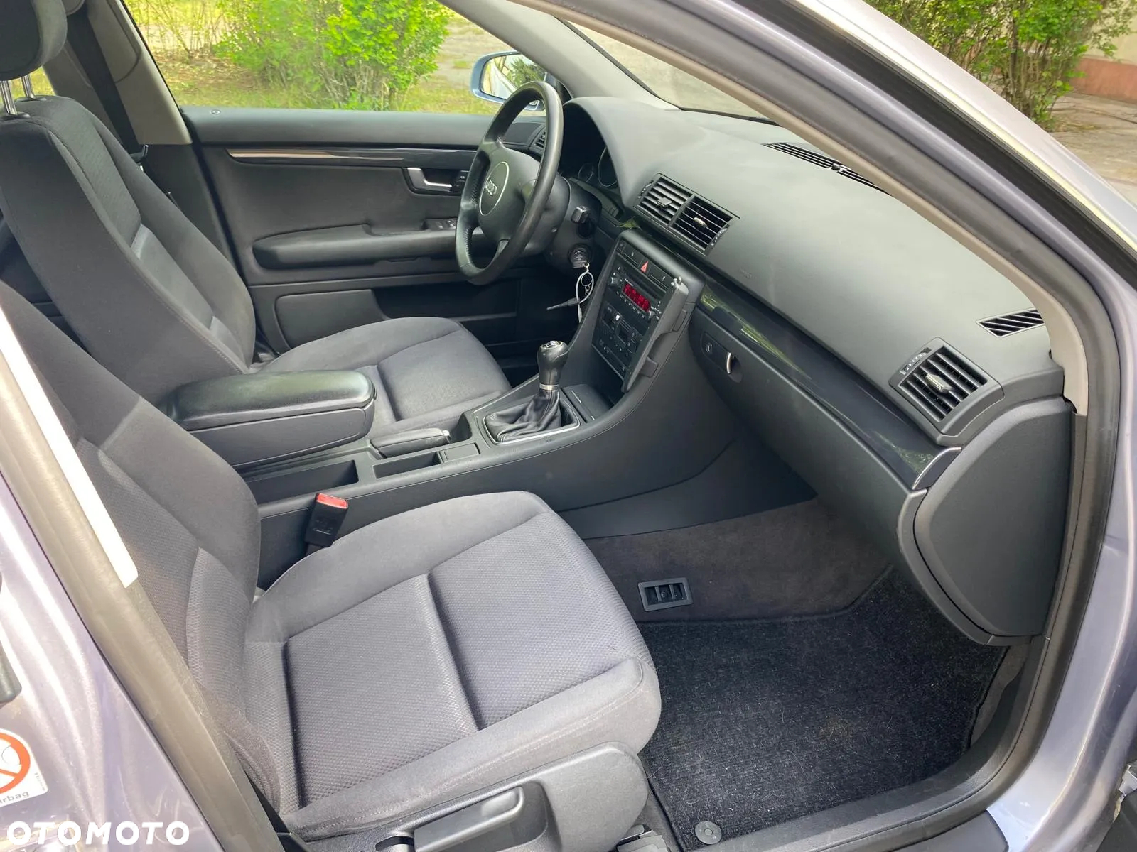Audi A4 2.4 - 15