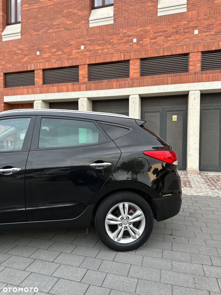 Hyundai ix35 1.6 2WD blue Trend - 20