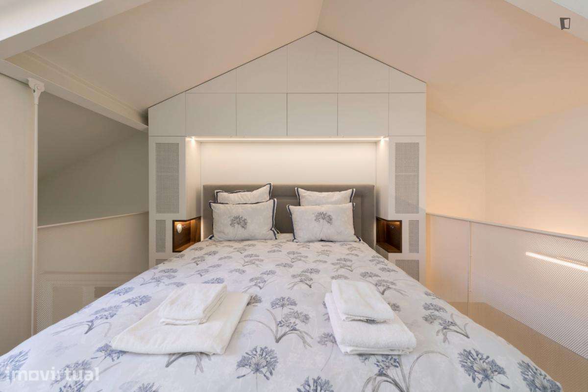 Apartamento com 1 quartos - localizado em Vitória Porto - Grande imagem: 3/40