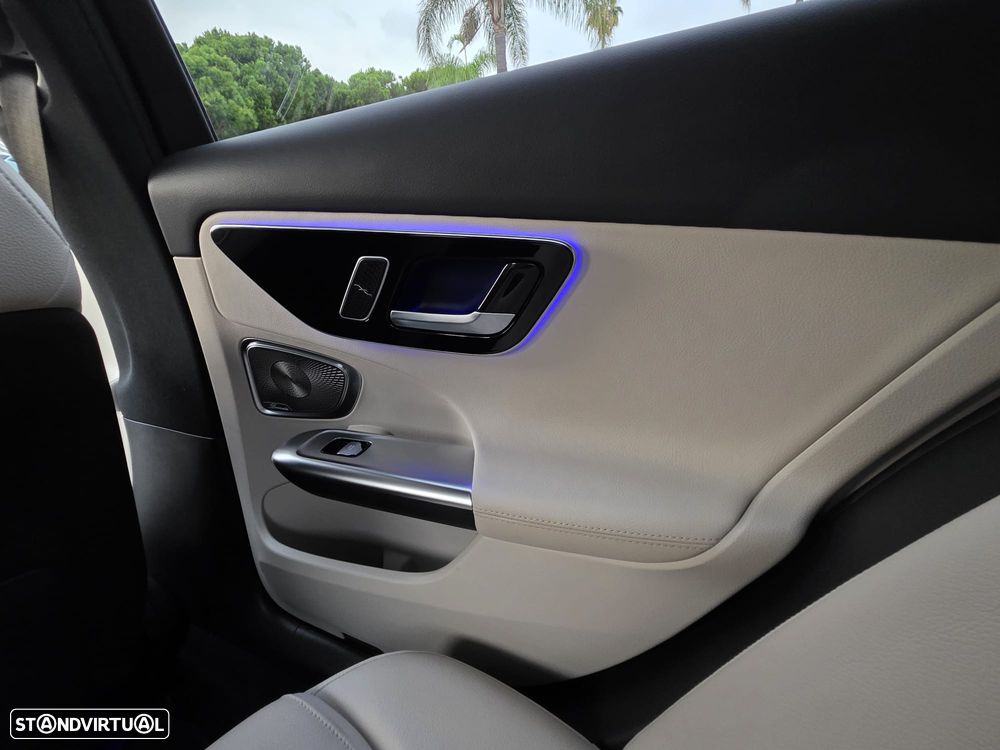 Mercedes-Benz C 300 e T 9G-TRONIC Avantgarde - 14