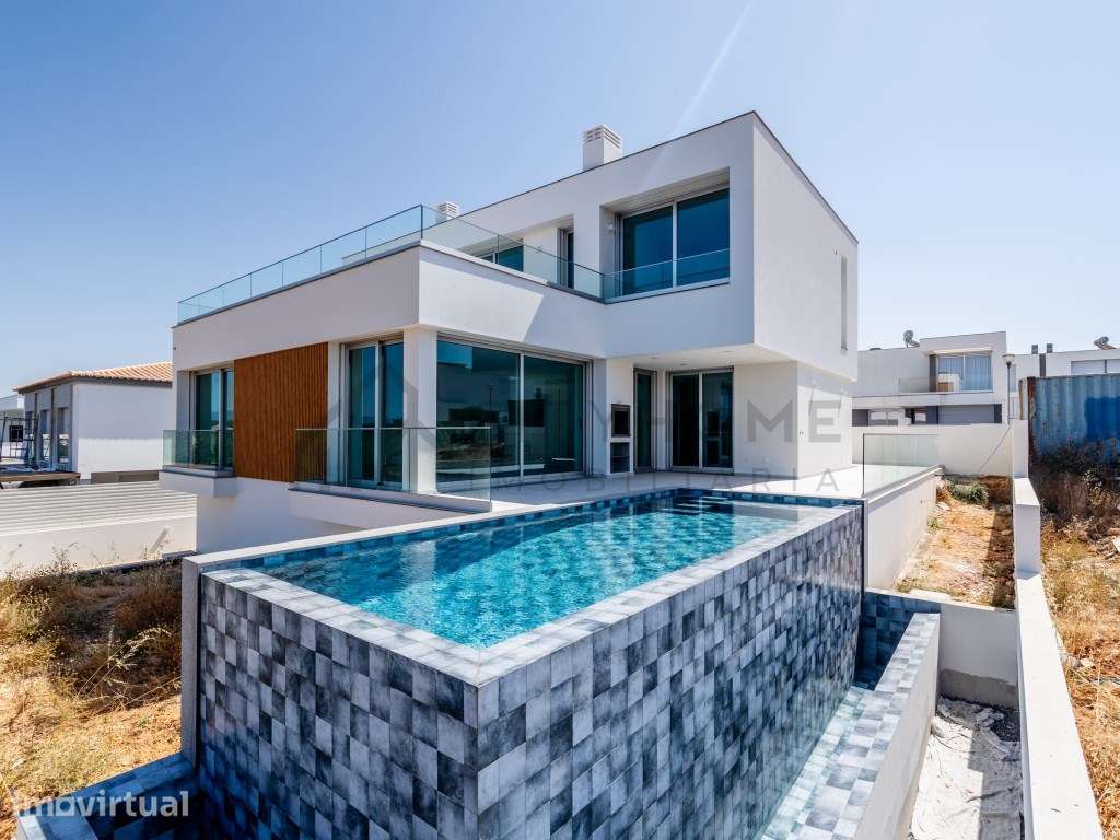 Moradia T3+1 contemporânea com piscina - Grande imagem: 2/53