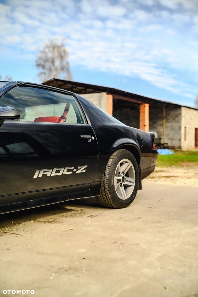 Chevrolet Camaro - 12