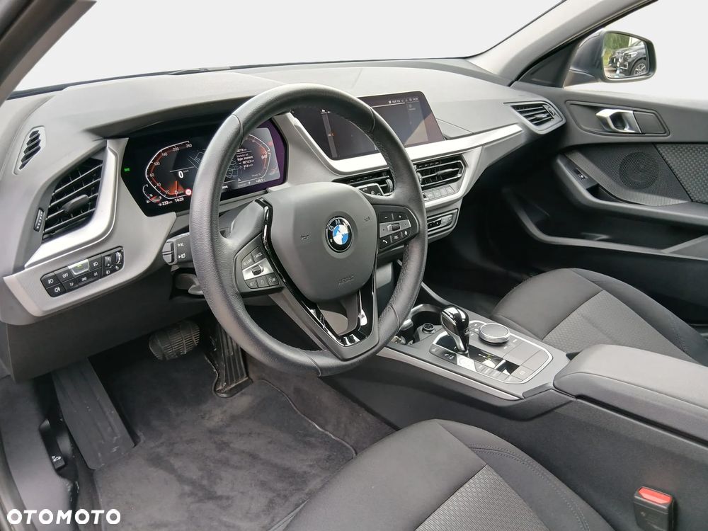 BMW Seria 1 118i Advantage - 9