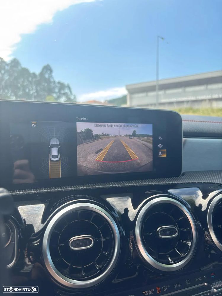 Mercedes-Benz CLA 180 d Shooting Brake AMG Line Aut. - 12