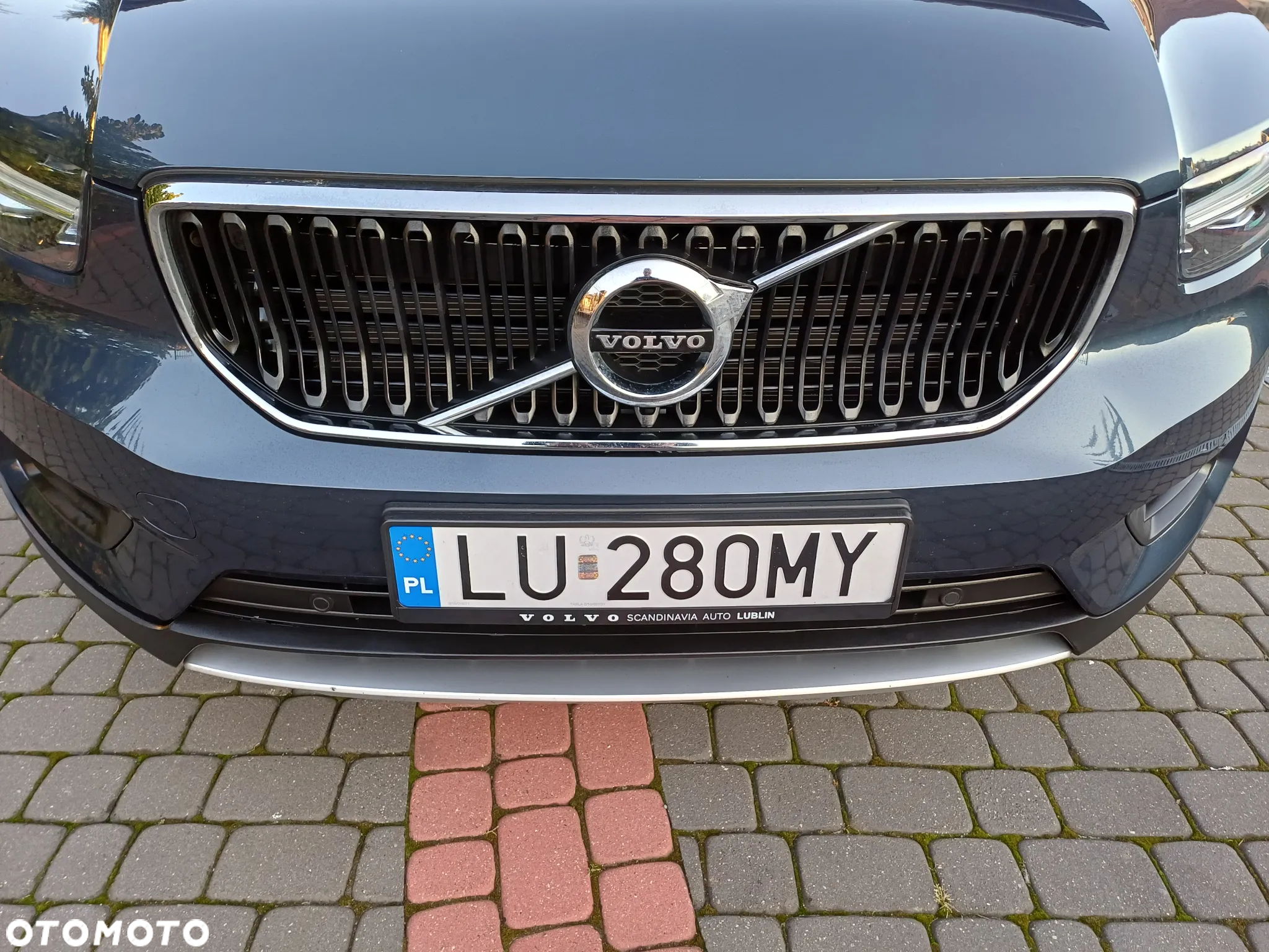 Volvo XC 40 T3 Momentum - 8