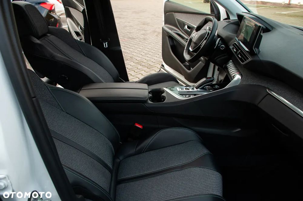 Peugeot 5008 2.0 BlueHDI GT S&S EAT8 - 27