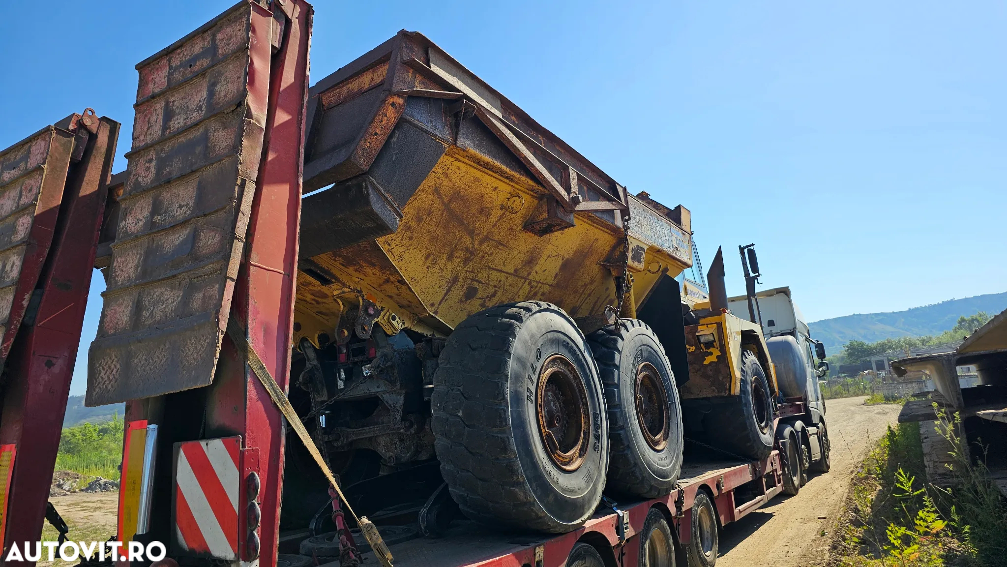 Komatsu HN 300 -2 Dumper 6X6 - 5