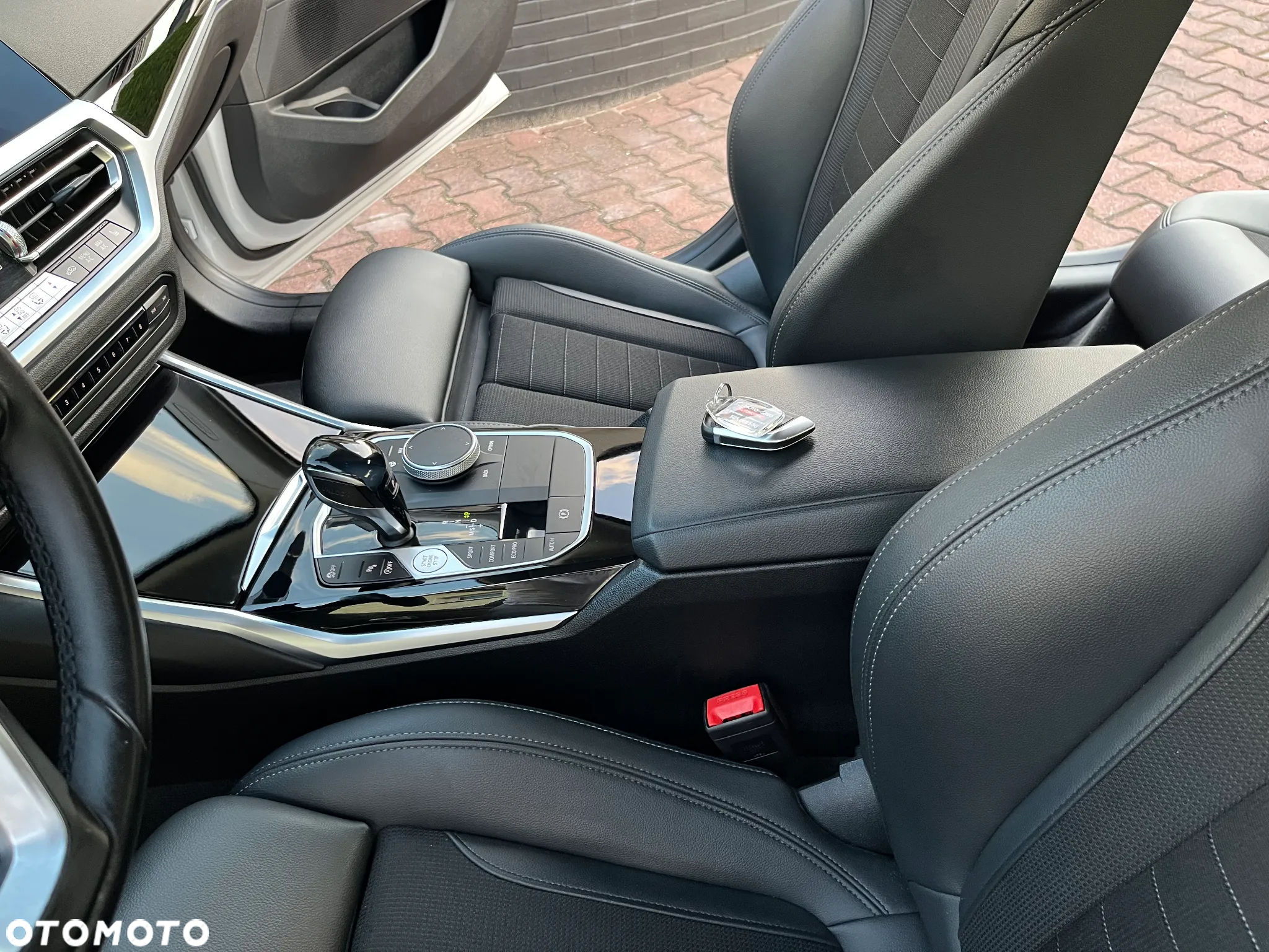 BMW Seria 3 320i Sport Line - 14