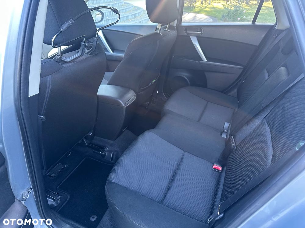 Mazda 3 - 9