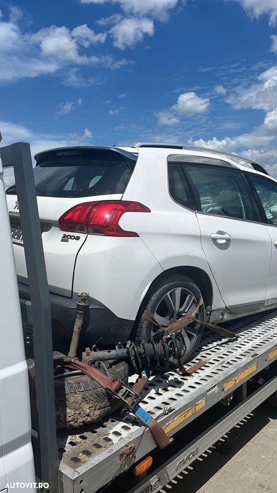 Dezmembram Peugeot 2008 1.6 diesel din 2015 - 2