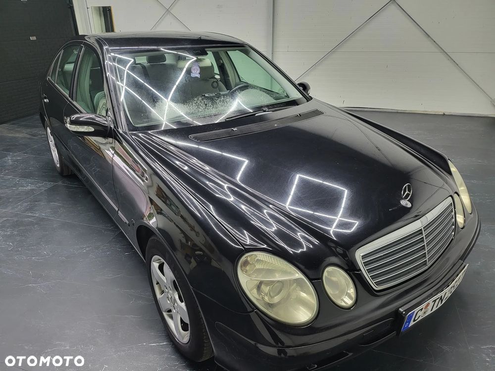 Mercedes-Benz Klasa E 200 Kompressor Classic Sport Edition - 1