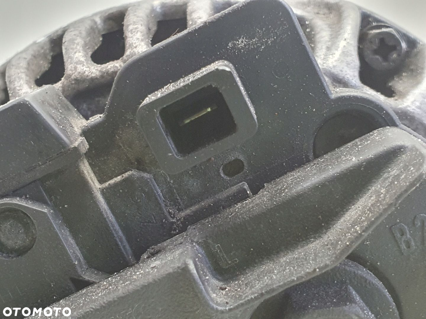 Volvo S60 V70 2.4 T ALTERNATOR bosch - 2