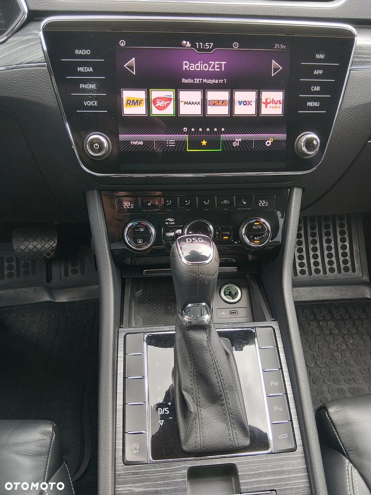 Skoda Superb 2.0 TDI SCR Style DSG - 9