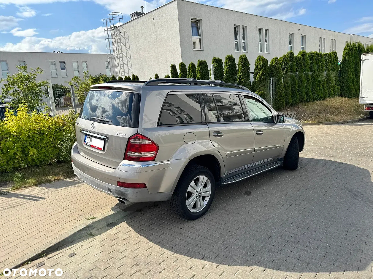 Mercedes-Benz GL 450 4Matic 7G-TRONIC - 3