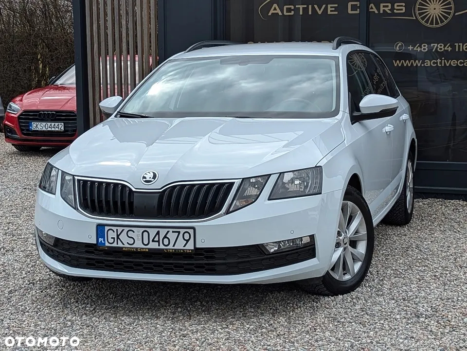 Skoda Octavia Combi 1.6 TDI DSG Style - 3