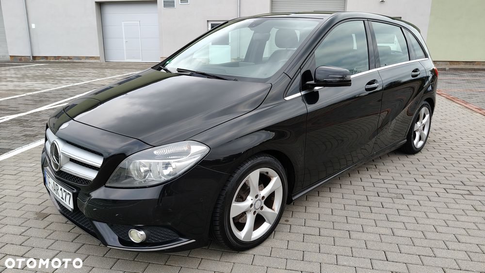 Mercedes-Benz Klasa B 200 Edition - 17