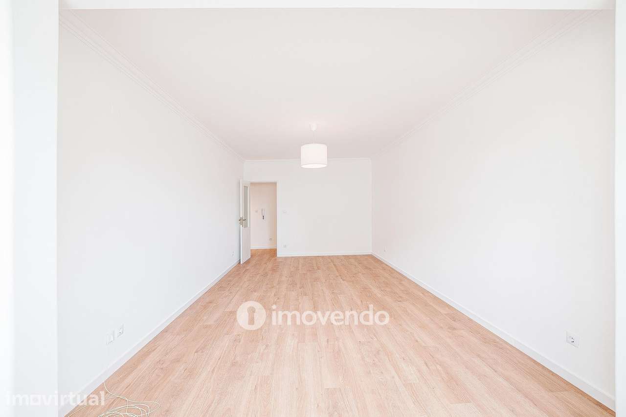 Apartamento T3 com estacionamento, na Quinta do Marquês, em Oeiras - Grande imagem: 4/52