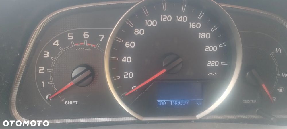 Toyota RAV4 2.0 D-4D Prestige - 8