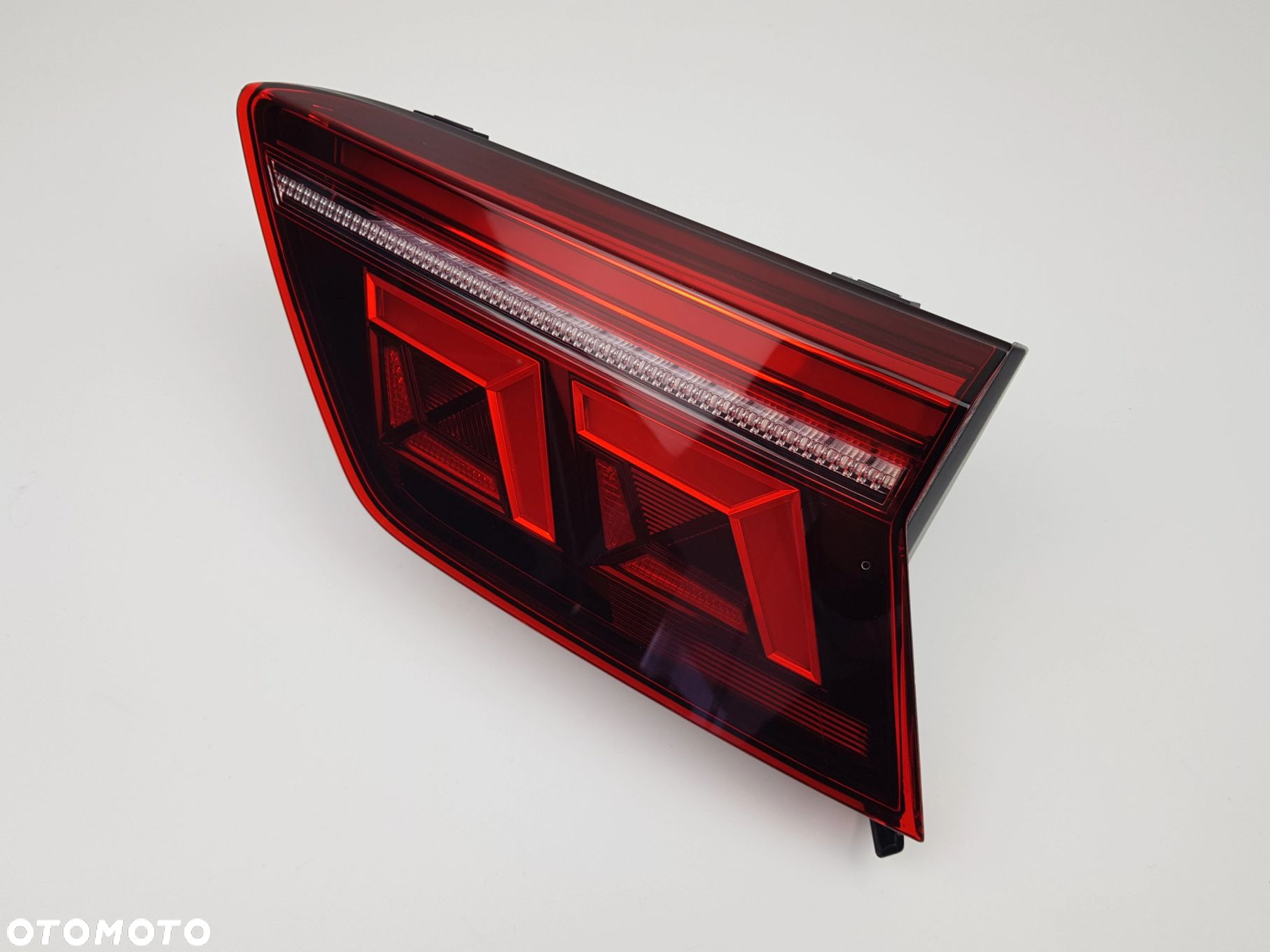 NOWA ORYGINALNA Lampa Prawy Tył IQ LIGHT Volkswagen Tiguan II 5NA945308 - 2