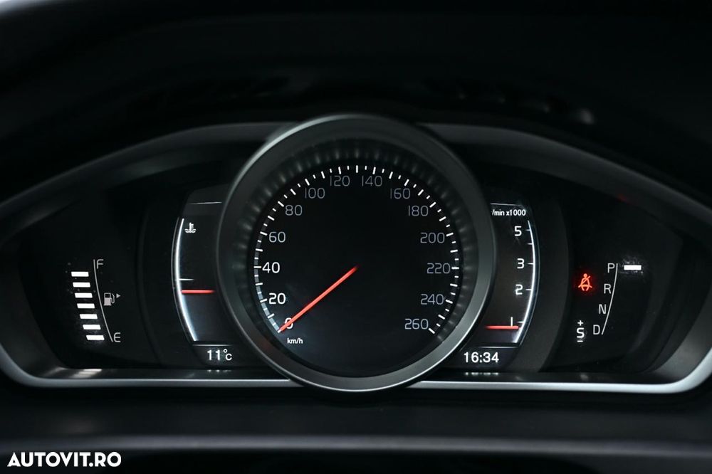 Volvo V40 D3 Geartronic - 21