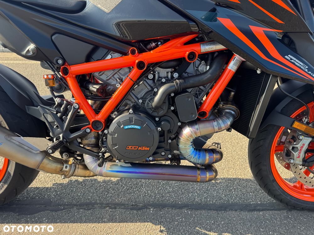 KTM Super Duke - 16