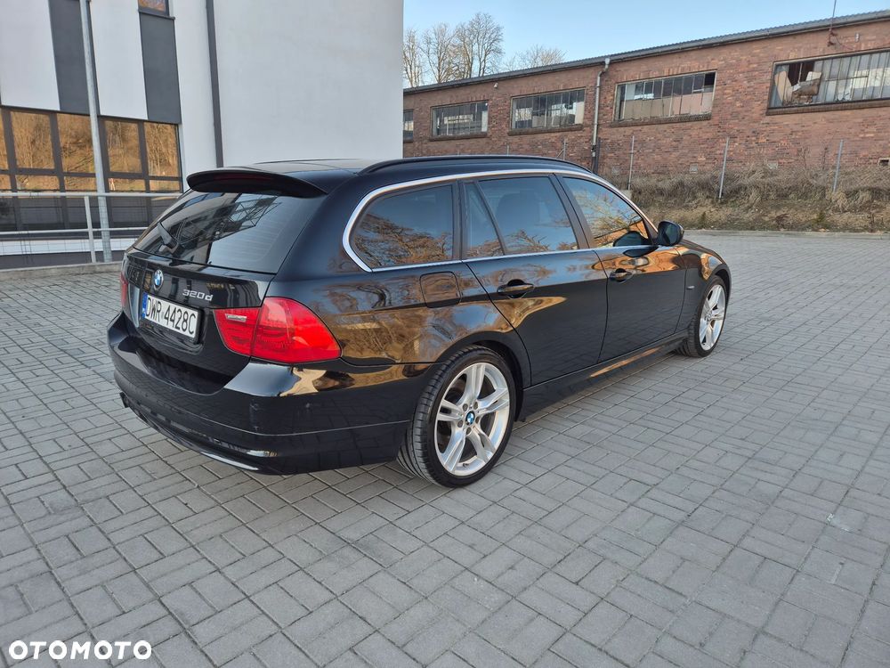 BMW Seria 3 320d - 5