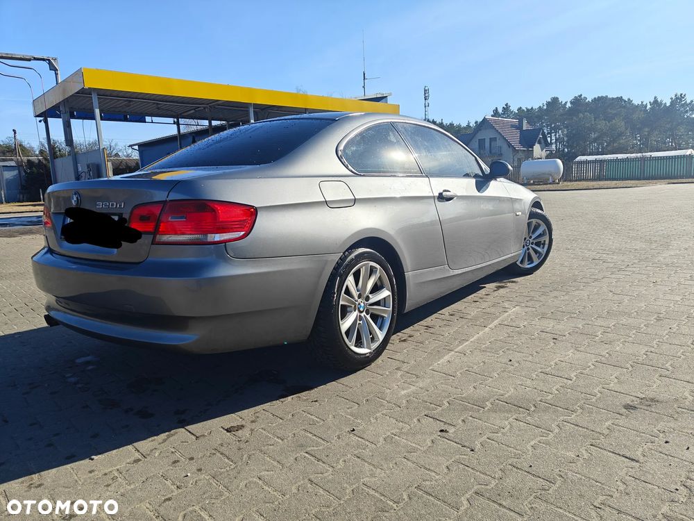 BMW Seria 3 320d - 6