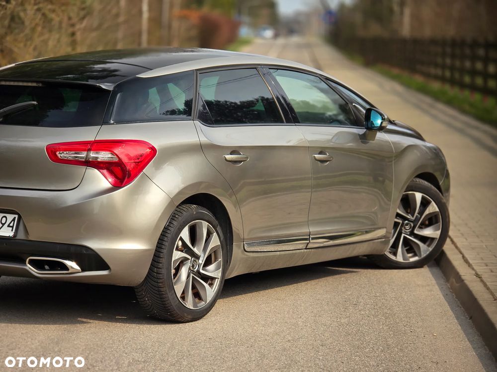 Citroën DS5 HDi 165 SportChic - 32