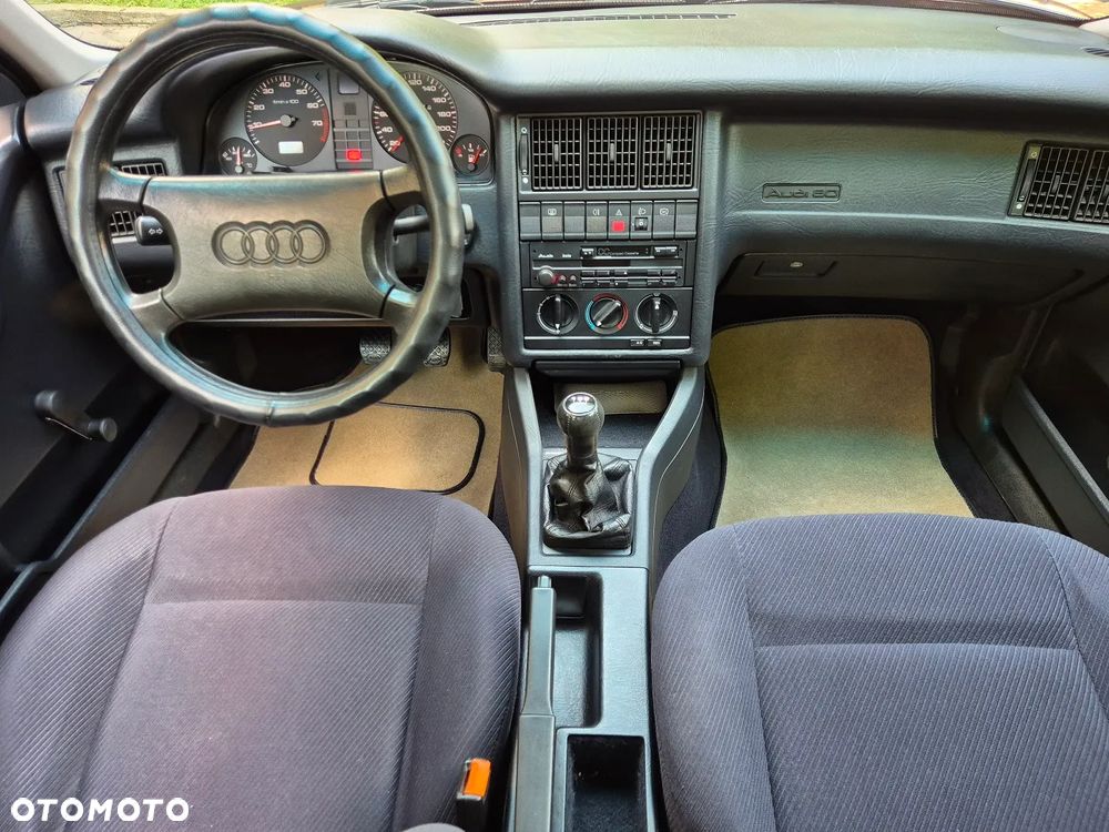 Audi 80 2.0 E - 31