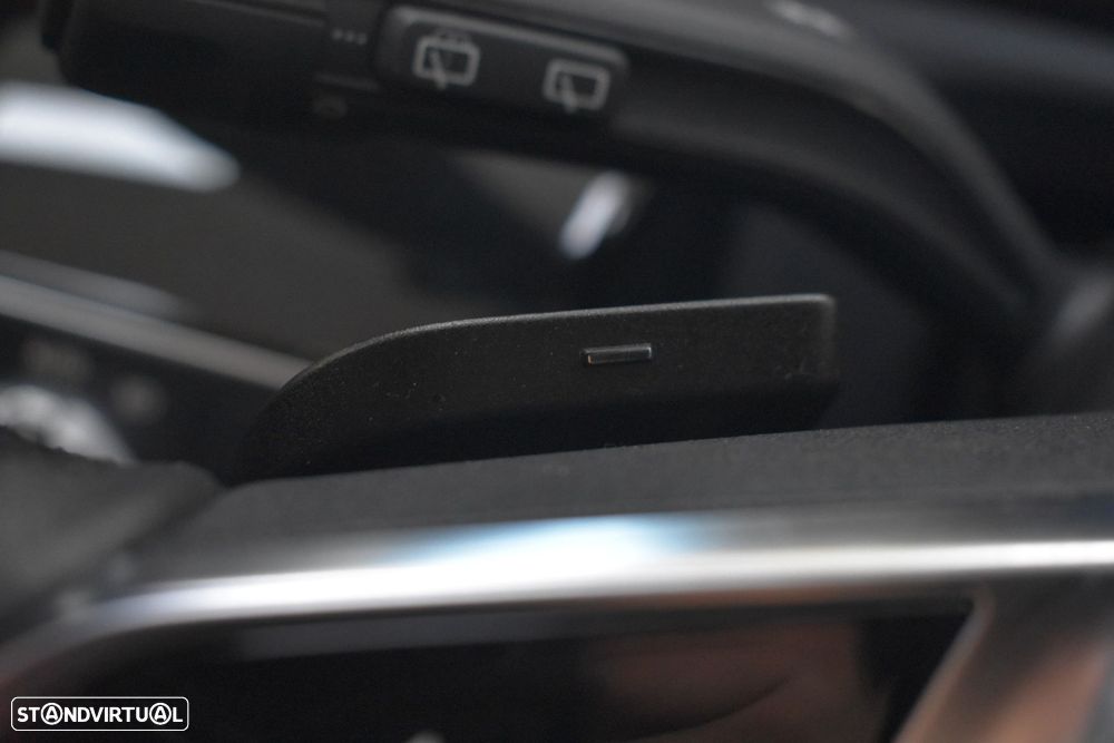 Mercedes-Benz A 250 - 42