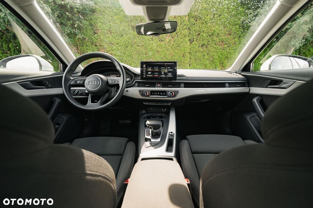 Audi A4 Allroad - 11