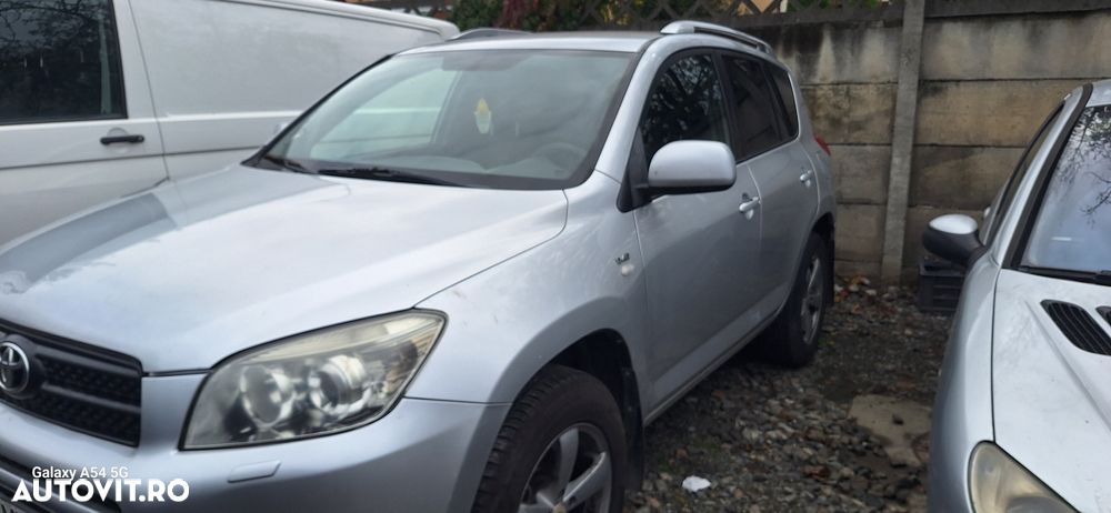 Toyota RAV4 2.2 D-4D 4x4 - 1