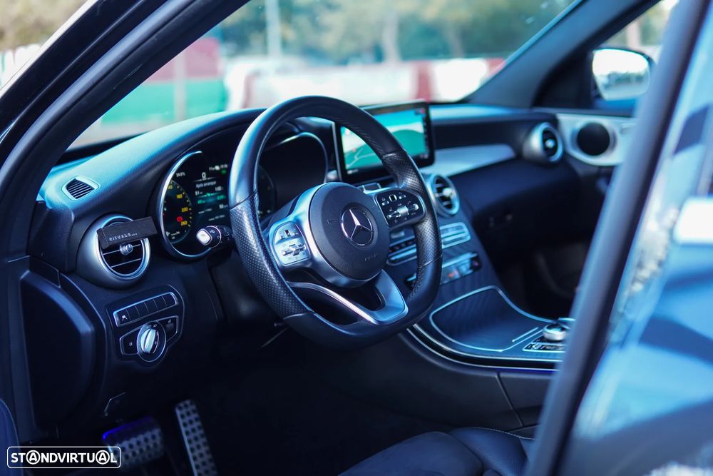 Mercedes-Benz C 300 - 25