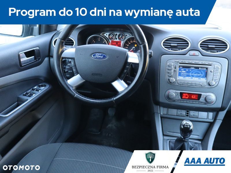 Ford Focus SW - 9