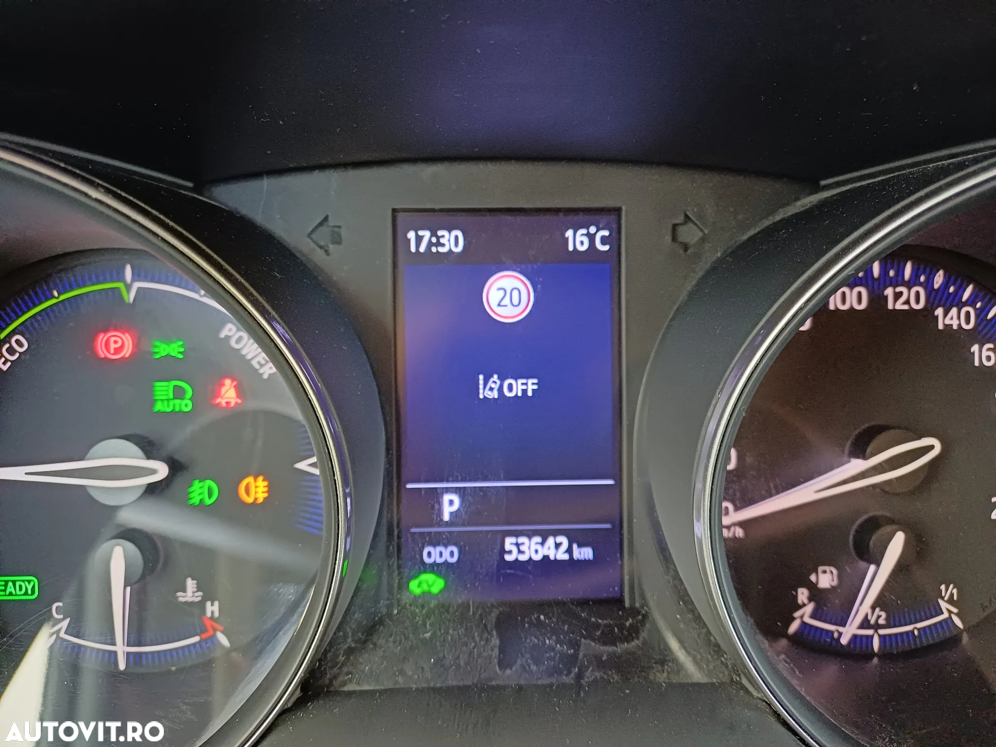 Toyota C-HR 2.0 HSD 184 CP 4x2 CVT Classy Bi-Tone - 16